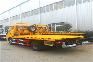 永康附近拖车救援搭电